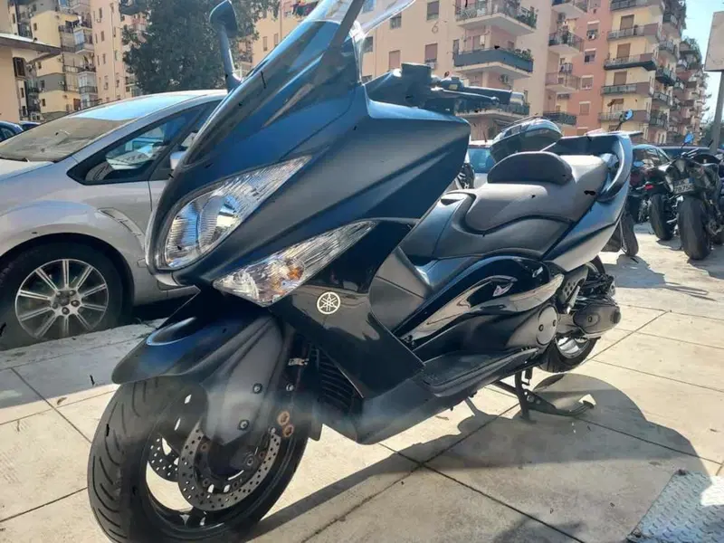 Yamaha T-Max 500 Tech Max (2011 - 13) (4)