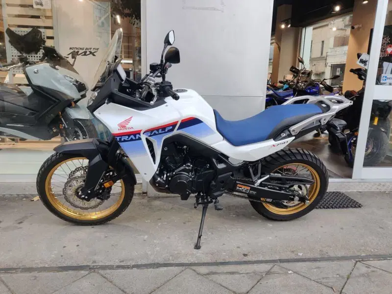 Honda Transalp XL750 (2023 - 24) (4)