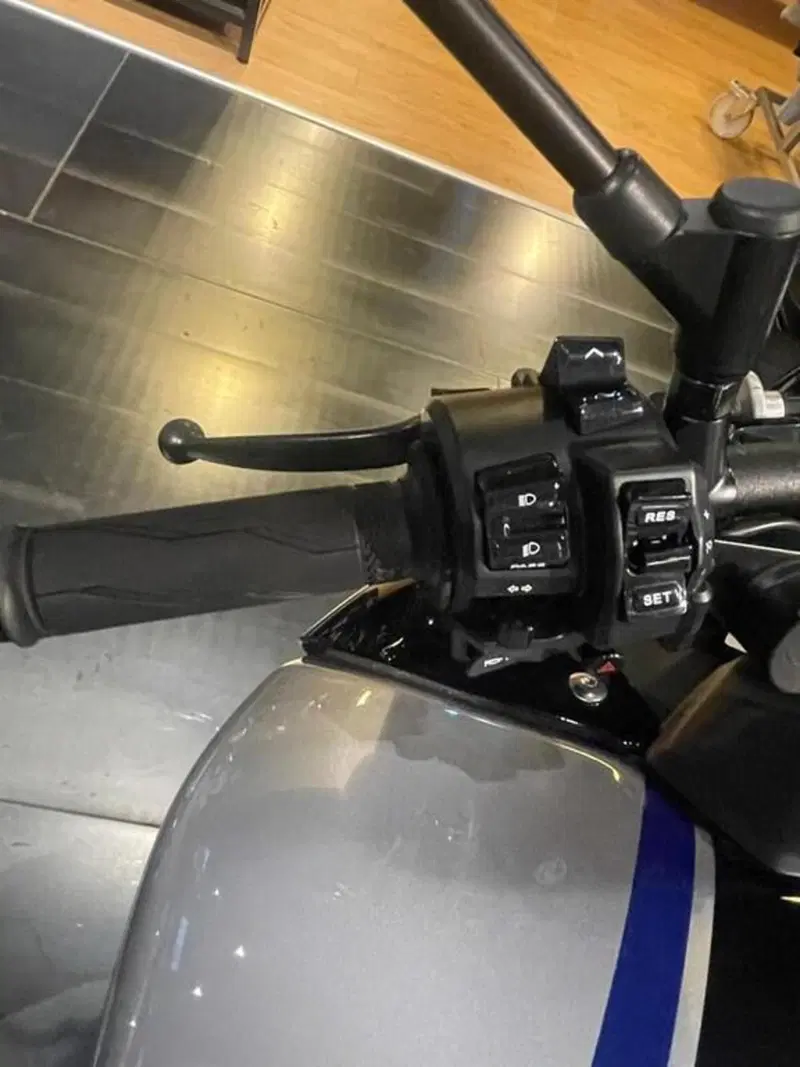 Yamaha MT-09 SP (2021 - 23) (3)