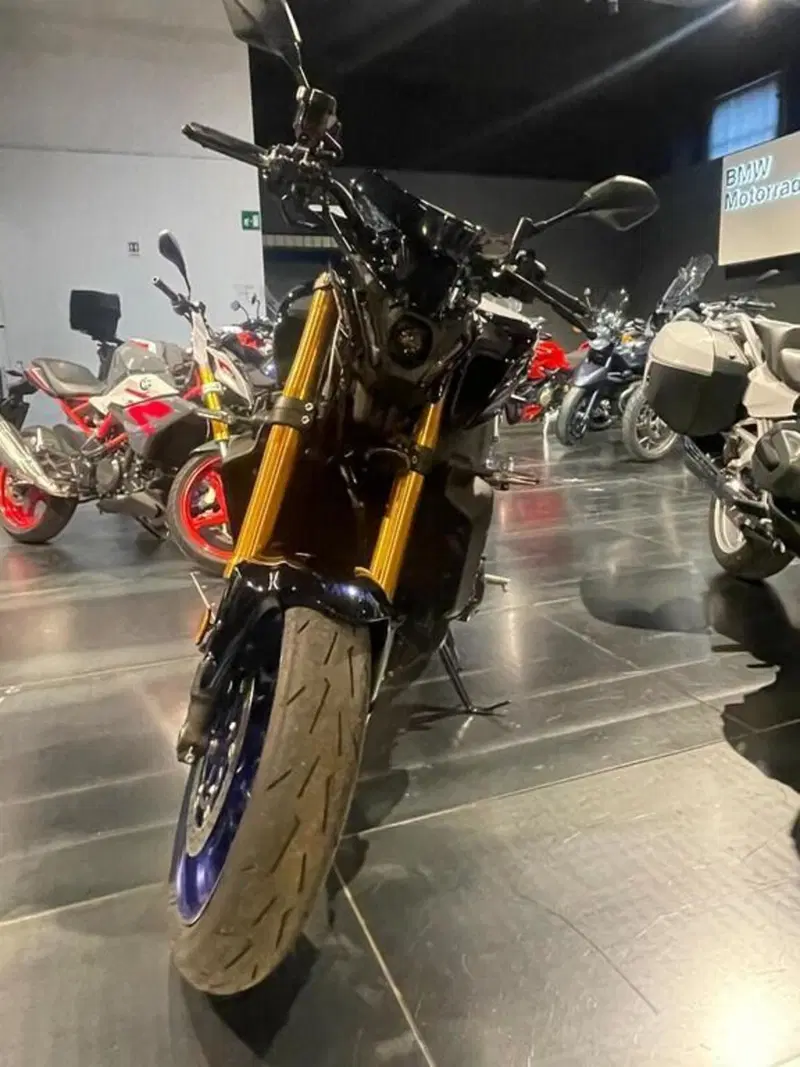 Yamaha MT-09 SP (2021 - 23) (4)