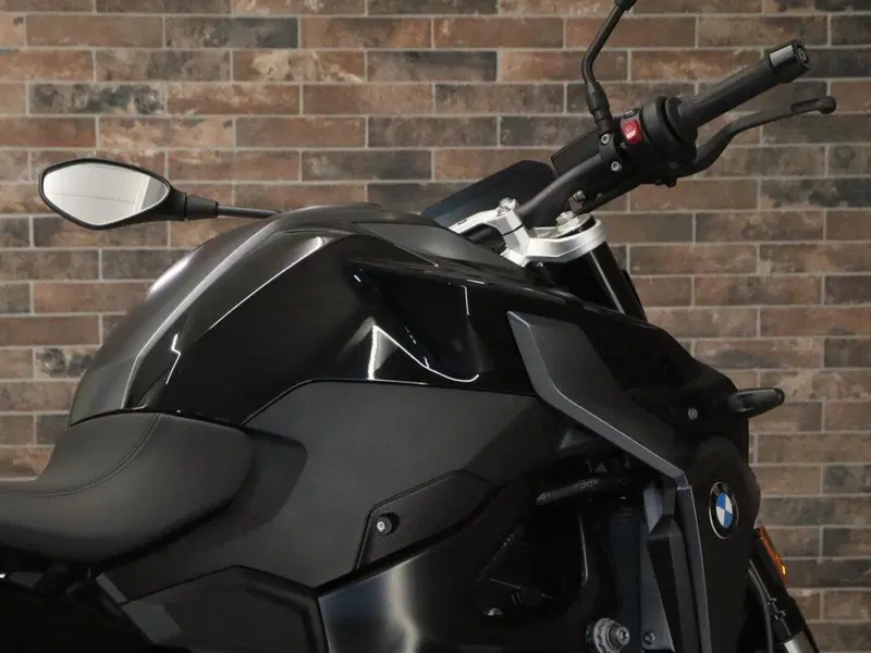 Bmw F 900 R (2025 - 26) (8)