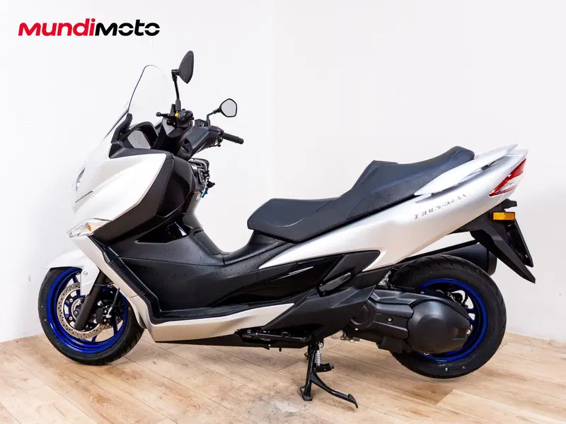 Suzuki Burgman 400 (2022 - 24) (6)