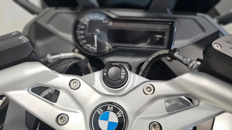 Bmw R 1200 RS (2015 - 16) (9)