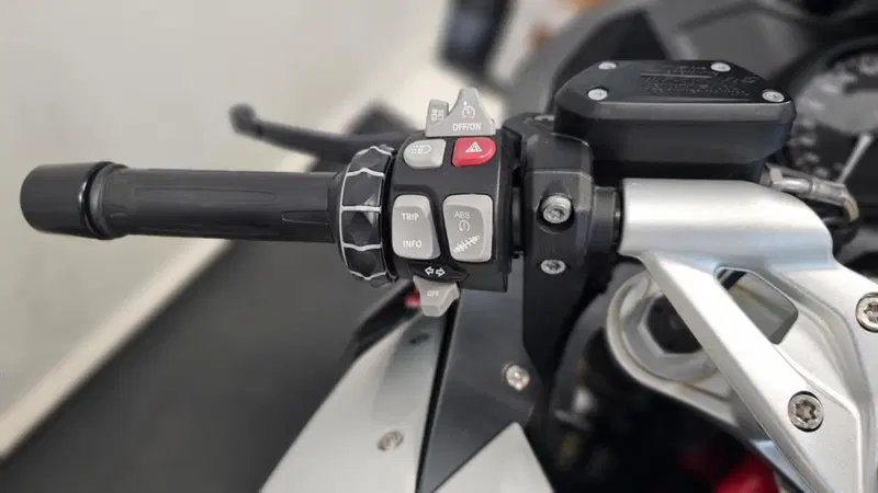 Bmw R 1200 RS (2015 - 16) (12)