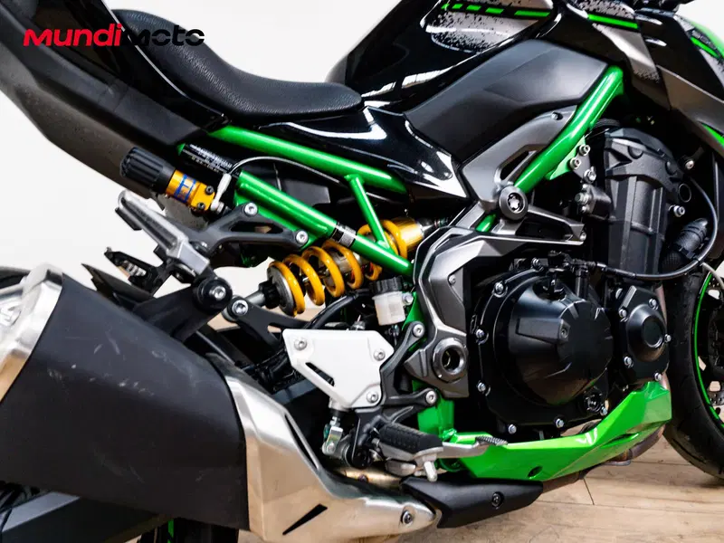 Kawasaki Z 900 SE (2025 - 26) (4)