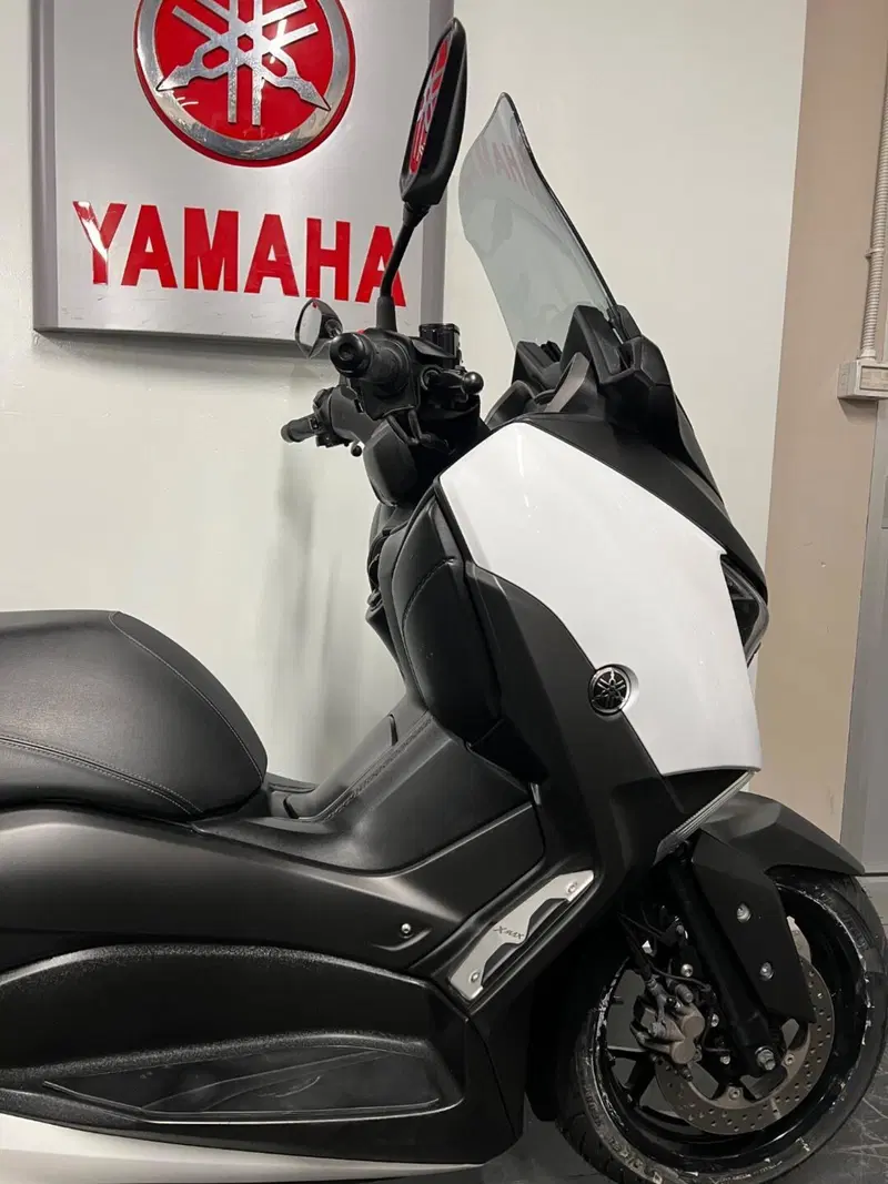 Yamaha X-Max 300 ABS (2017 - 20) (6)