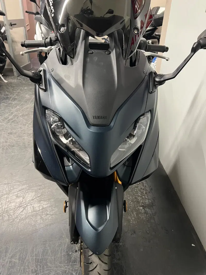 Yamaha T-Max 560 Tech Max (2022 - 24) (3)