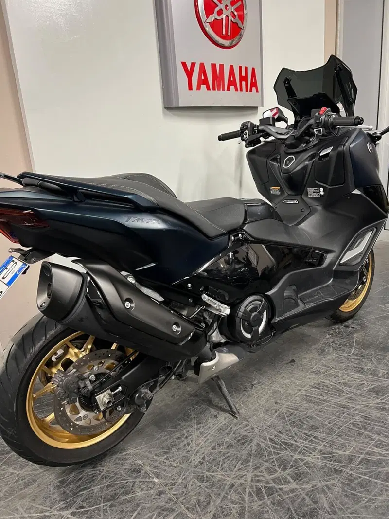 Yamaha T-Max 560 Tech Max (2022 - 24) (4)
