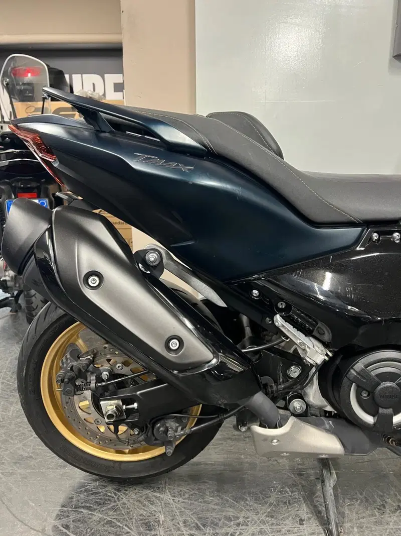 Yamaha T-Max 560 Tech Max (2022 - 24) (5)