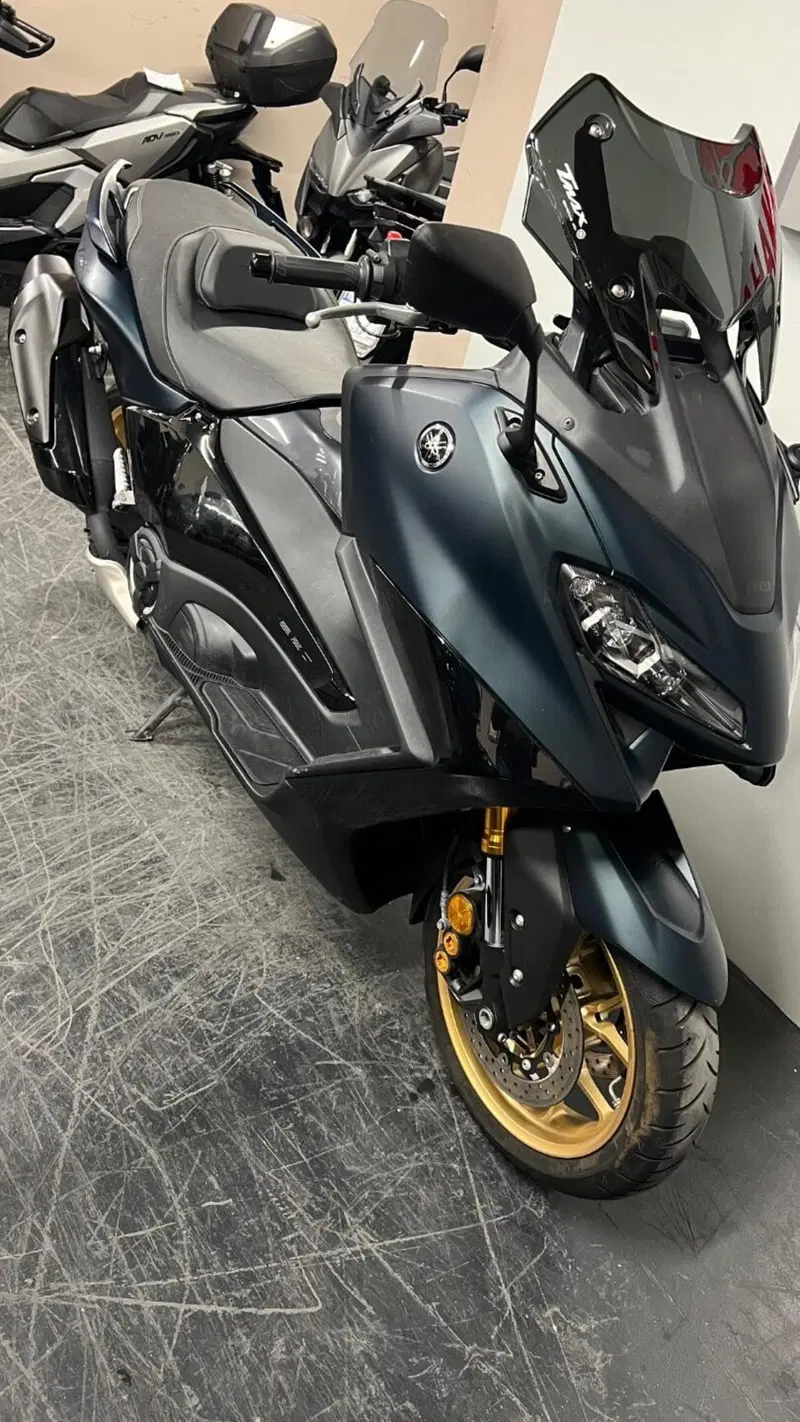 Yamaha T-Max 560 Tech Max (2022 - 24) (10)