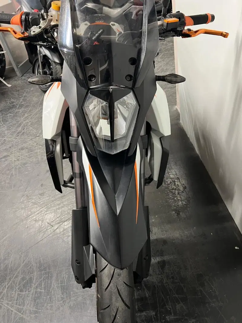 KTM 990 Supermoto T ABS (2011 - 13) (2)