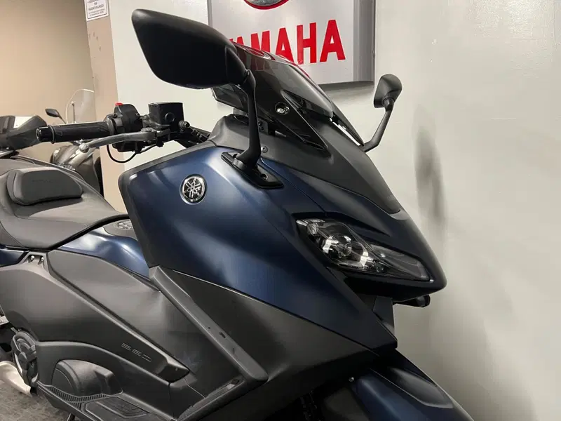 Yamaha T-Max 560 (2022 - 24) (2)