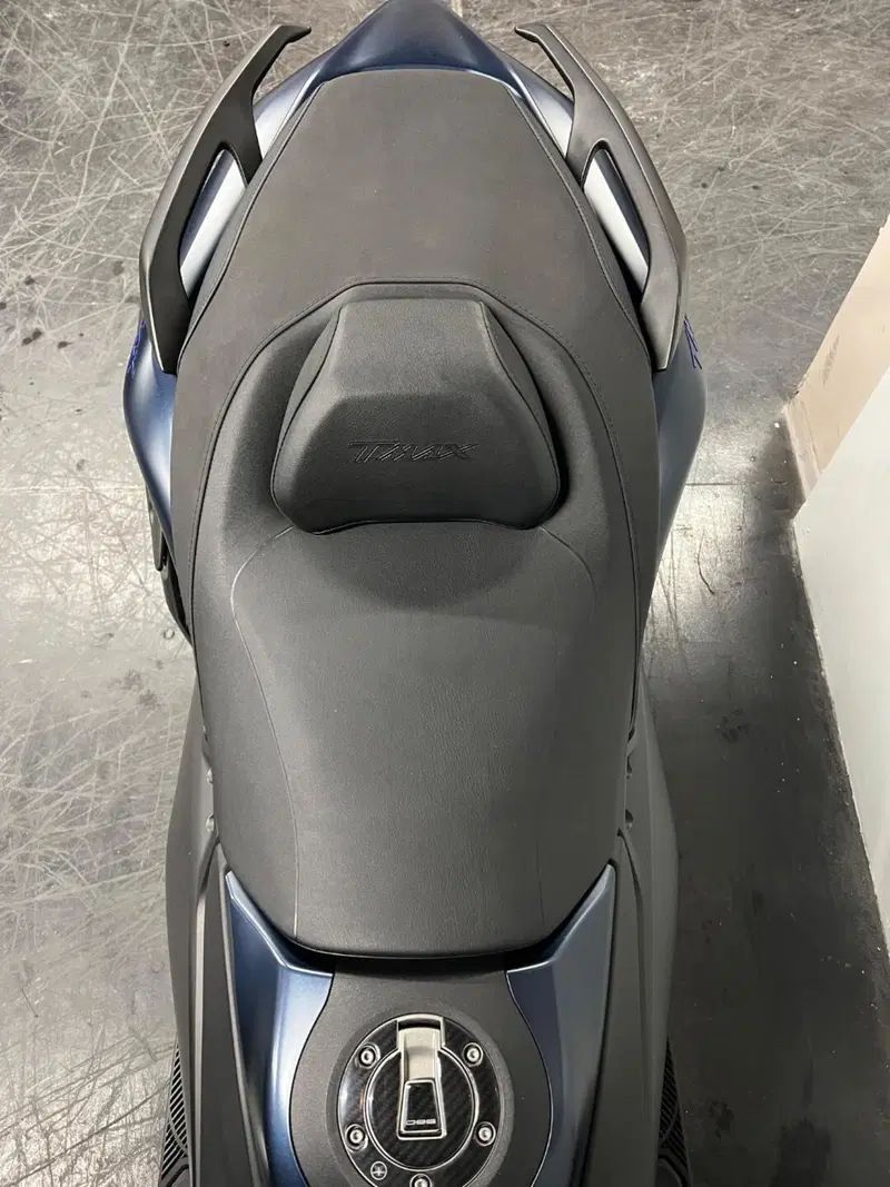 Yamaha T-Max 560 (2022 - 24) (7)