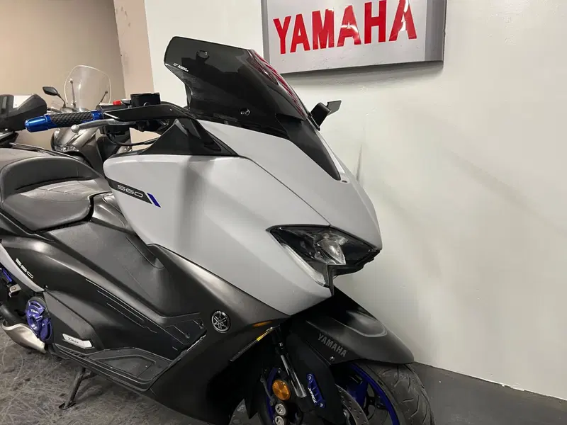 Yamaha T-Max 560 (2020 - 21) (2)