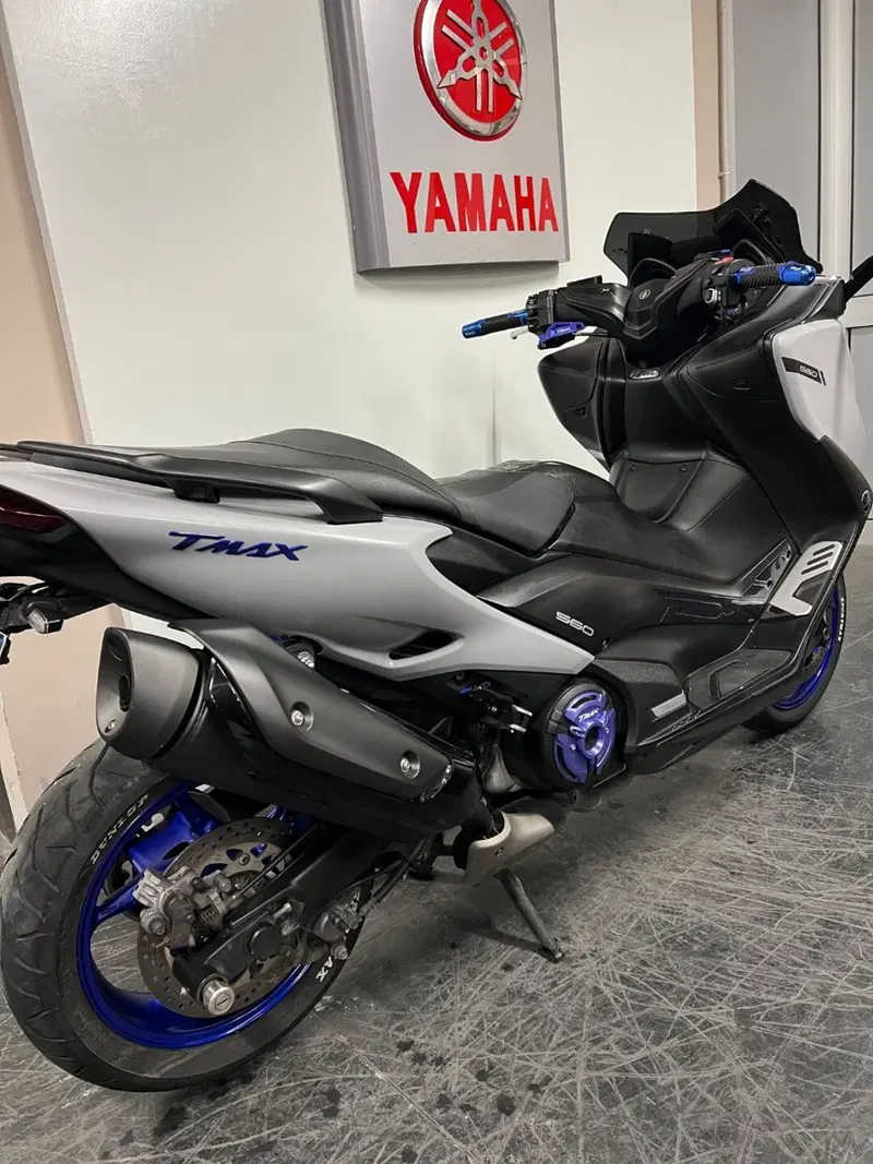 Yamaha T-Max 560 (2020 - 21) (4)