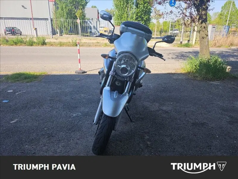 Moto Guzzi Breva 850 (2006 - 11) (3)
