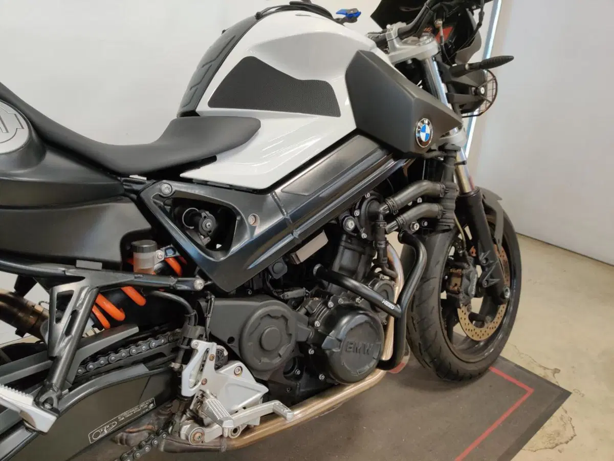 Bmw F 800 R (2009 - 11) (6)