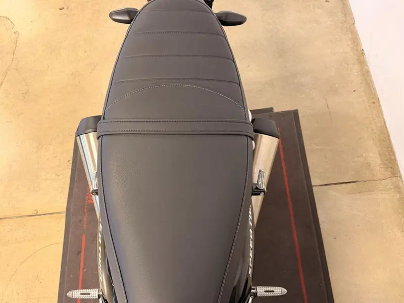 Triumph Speed Twin 1200 (2025 - 26) (9)