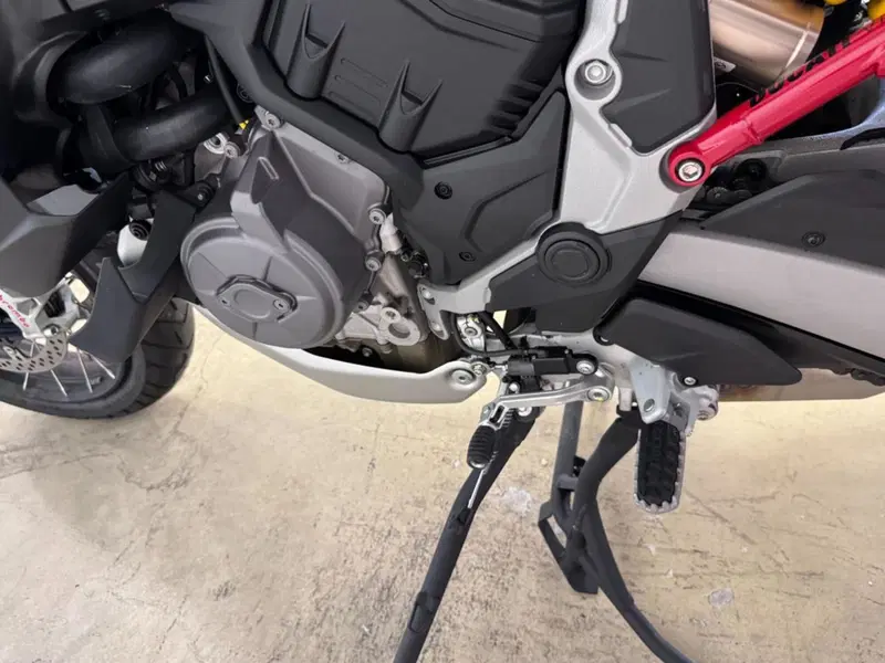 Ducati Multistrada V4 S (2021 - 24) (8)