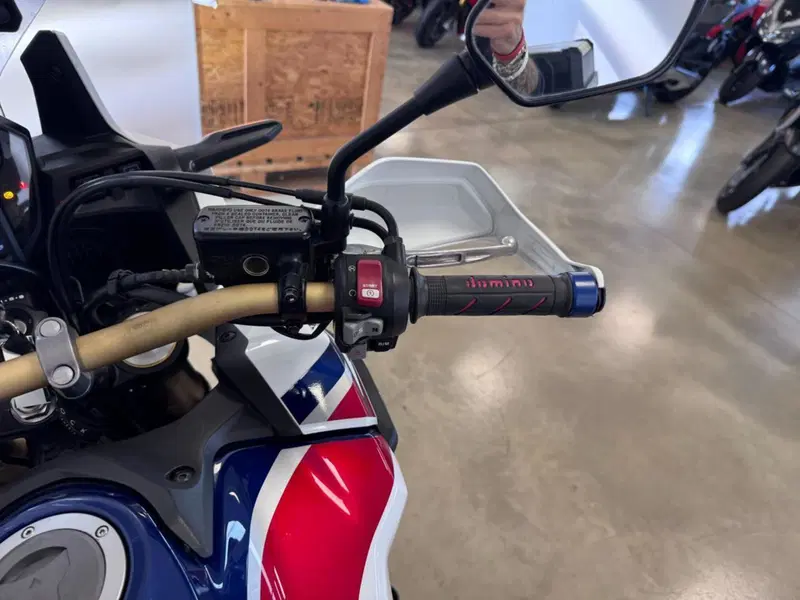 Honda Africa Twin CRF 1000L (2016 - 17) (13)