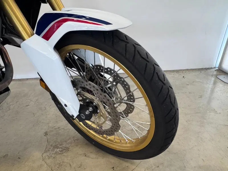 Honda Africa Twin CRF 1000L (2016 - 17) (5)