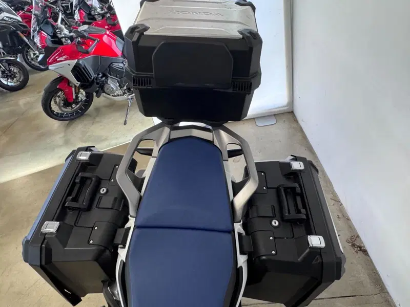 Honda Africa Twin CRF 1000L (2016 - 17) (11)