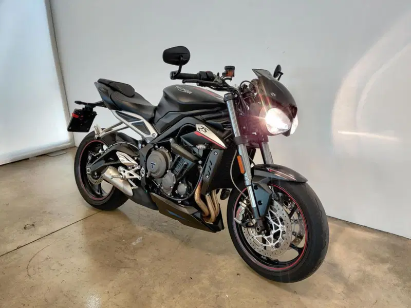 Triumph Street Triple RS (2017 - 19) (2)