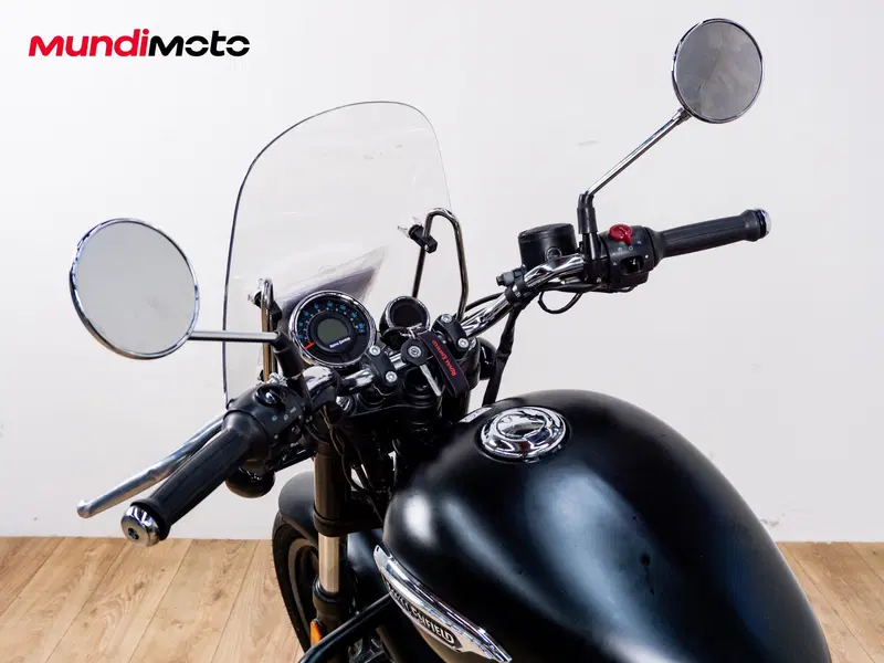 Royal Enfield Meteor 350 (2021 - 26) (9)