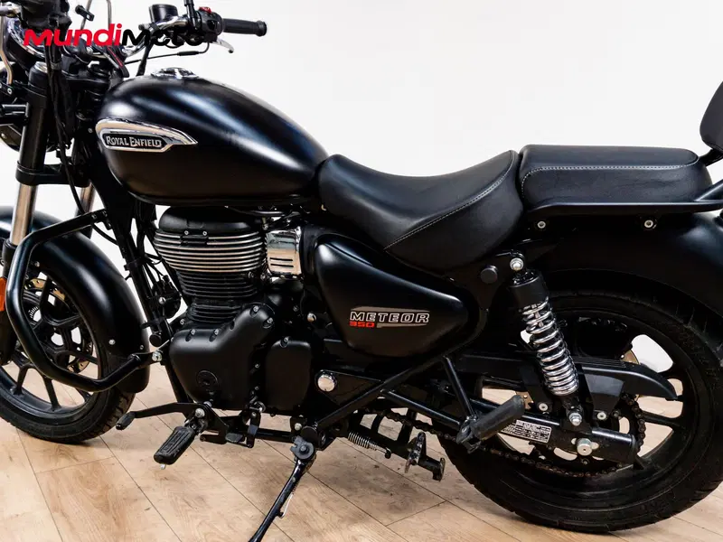 Royal Enfield Meteor 350 (2021 - 26) (8)