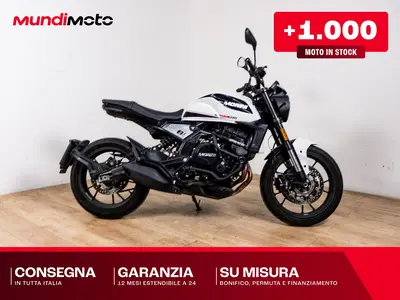 Moto Morini SEIEMMEZZO SCR (2022 - 26) usata