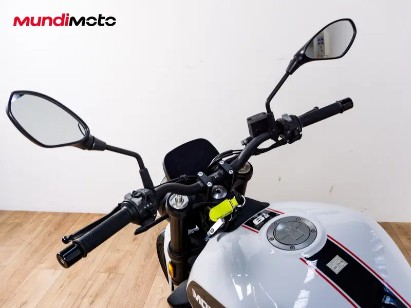 Moto Morini SEIEMMEZZO SCR (2022 - 26) (9)