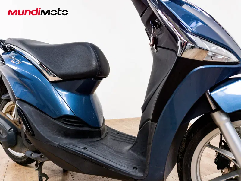Piaggio Liberty 125 S i-get ABS (2016) (5)