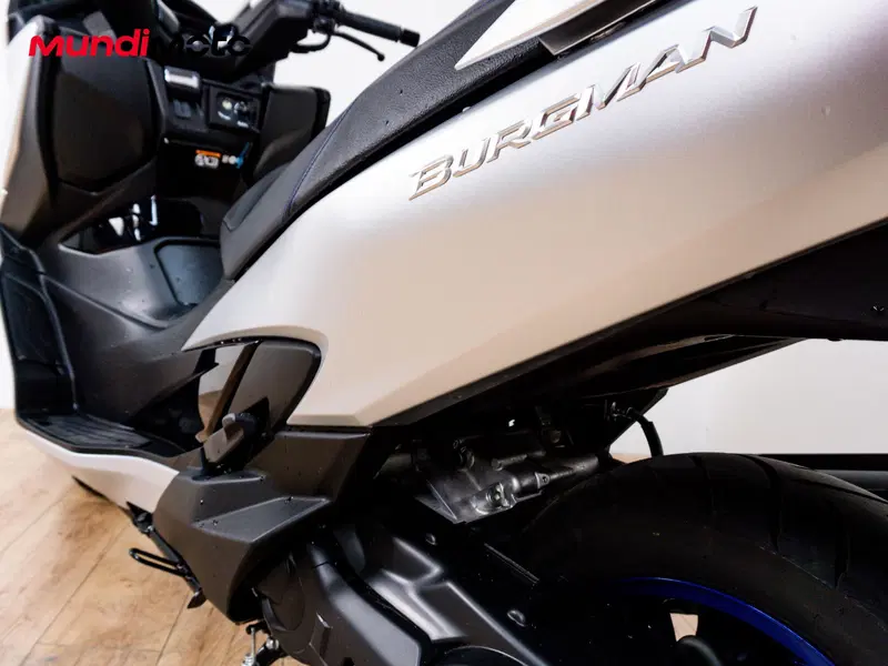 Suzuki Burgman 400 (2022 - 24) (10)