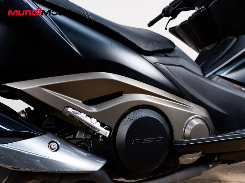 Kymco AK 550 ETS (2021 - 26) (3)