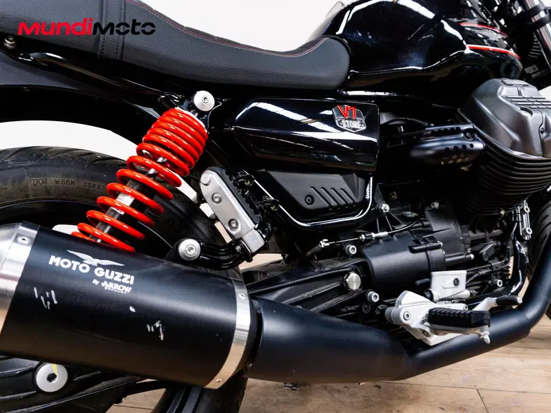 Moto Guzzi V7 850 Stone Special Abs (2021) (4)