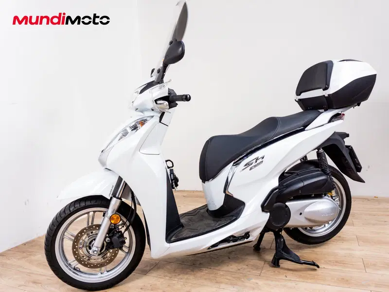 Honda SH 300 i ABS (2013 - 14) (8)