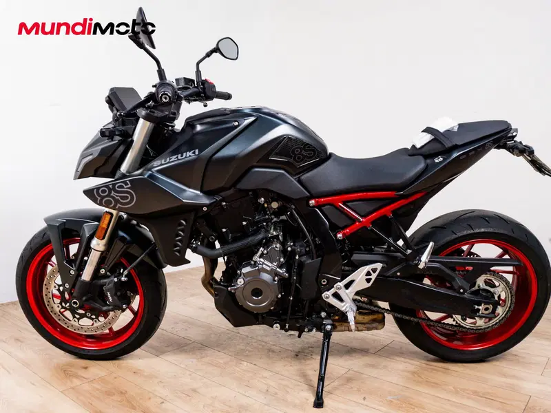Suzuki GSX-8S (2025 - 26) (6)