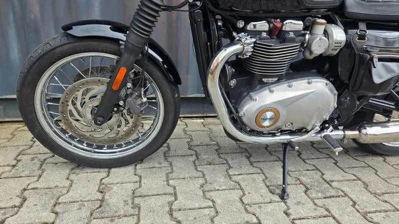 Triumph Bonneville T120 (2016 - 20) (11)