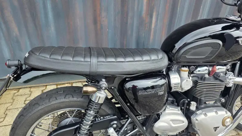 Triumph Bonneville T120 (2016 - 20) (6)