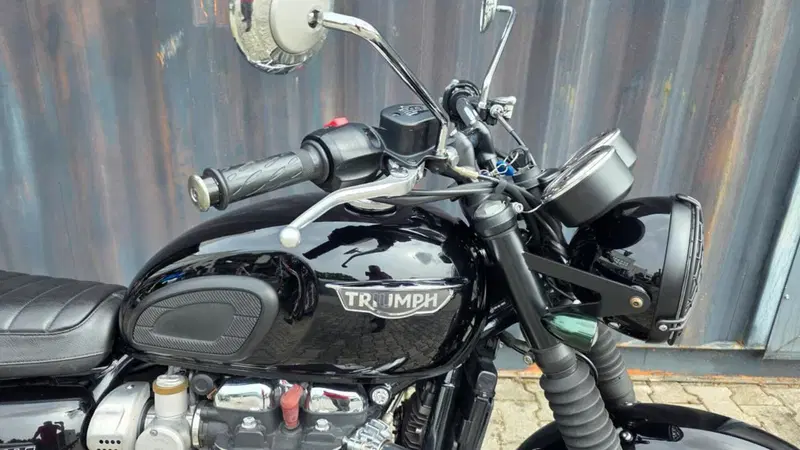 Triumph Bonneville T120 (2016 - 20) (9)