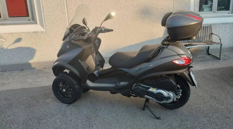 Piaggio MP3 500 i.e. Sport (2011 - 13) (16)