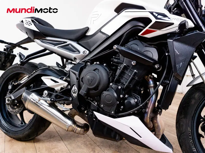 Triumph Street Triple 765 R (2023 - 26) (5)