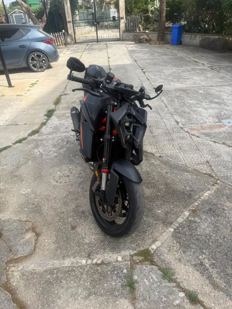 KTM 1390 Super Duke R (2024 - 26) (2)