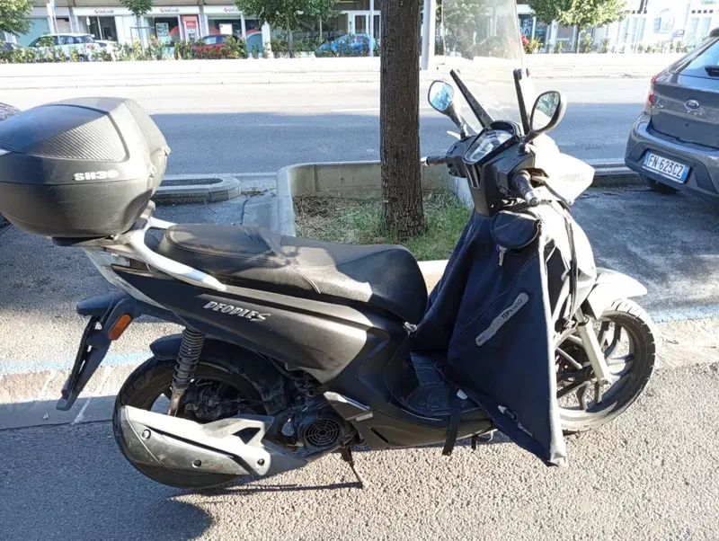 Kymco People 200i S (2021 - 26) (4)
