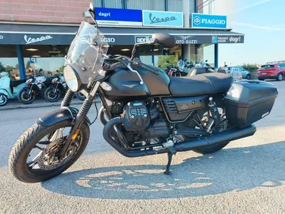 Moto Guzzi V7 III Stone (2017 - 20) usata