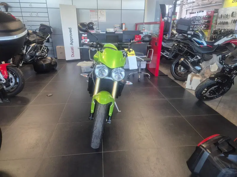 Triumph Street Triple (2007 - 12) (3)