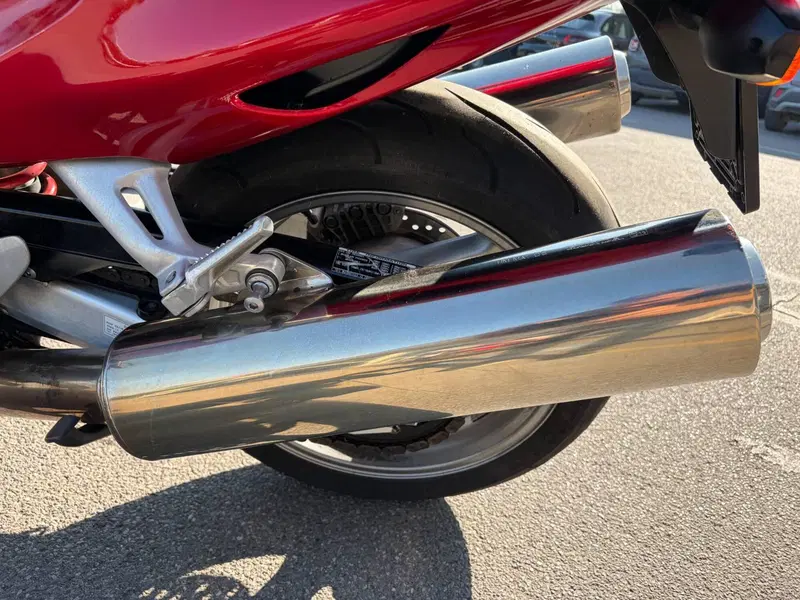 Honda CBR 1100 XX  (2001 - 06) (4)