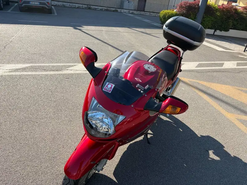 Honda CBR 1100 XX  (2001 - 06) (6)