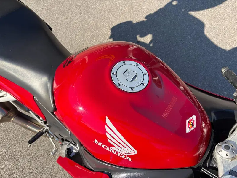 Honda CBR 1100 XX  (2001 - 06) (8)