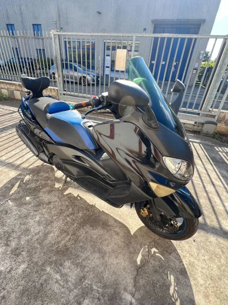 Yamaha T-Max 500 (2004 - 07) (7)